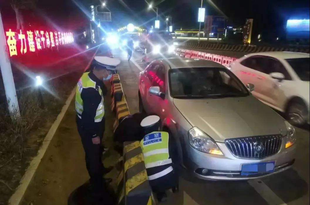 1613806378922816.jpg 1613806378922816.jpg